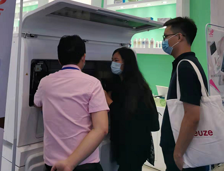 宫颈癌筛查一体机